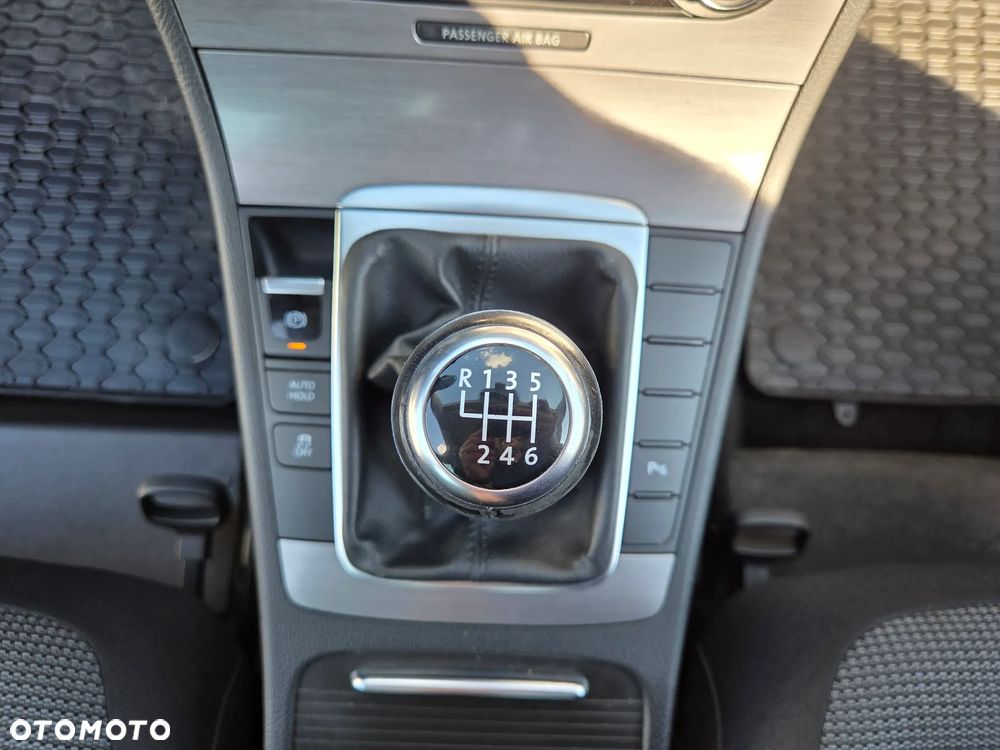 Volkswagen Passat 1.8 TSI Exclusive - 14