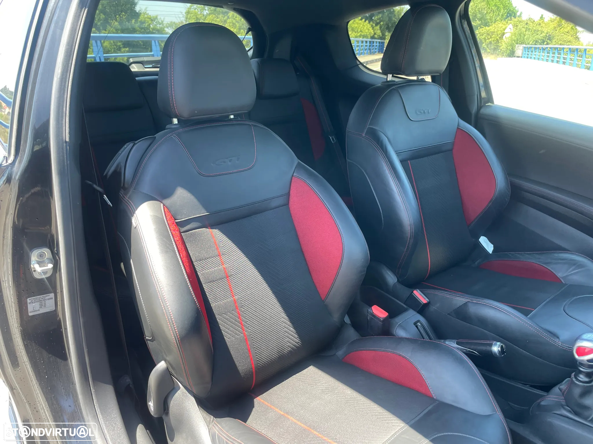 Peugeot 208 1.6 e-THP GTi - 24