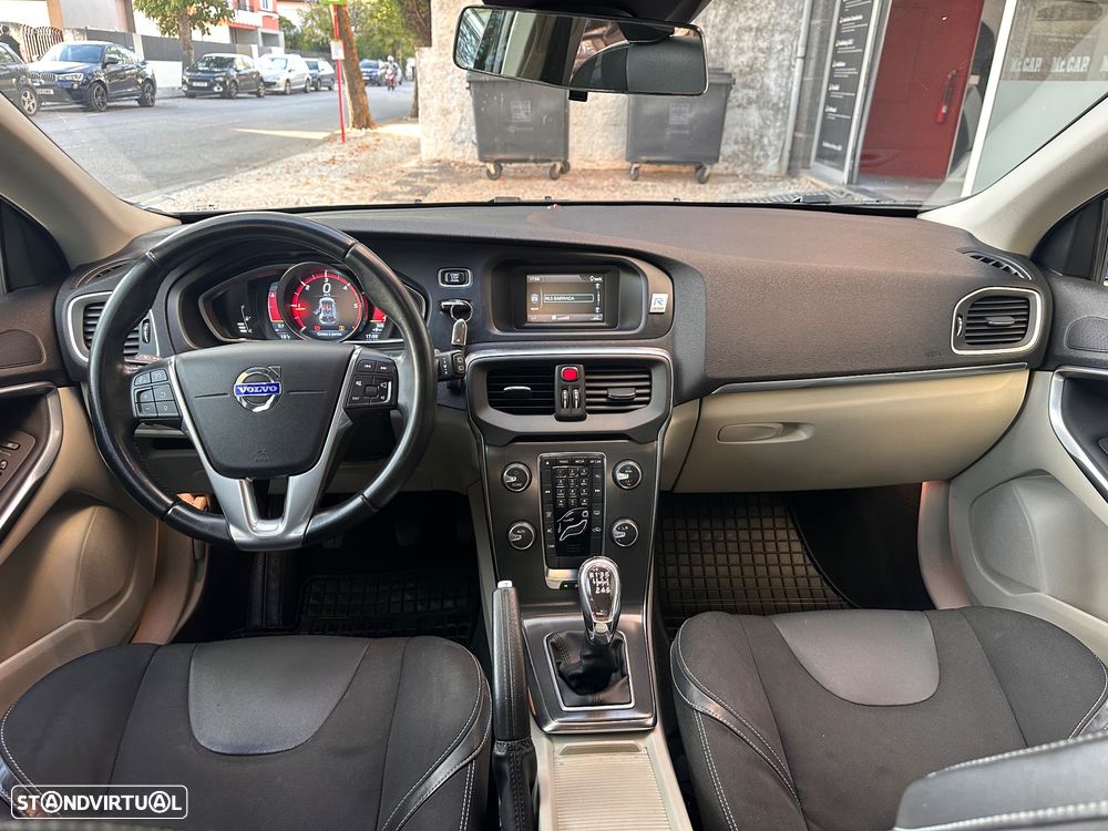 Volvo V40 D2 You - 16