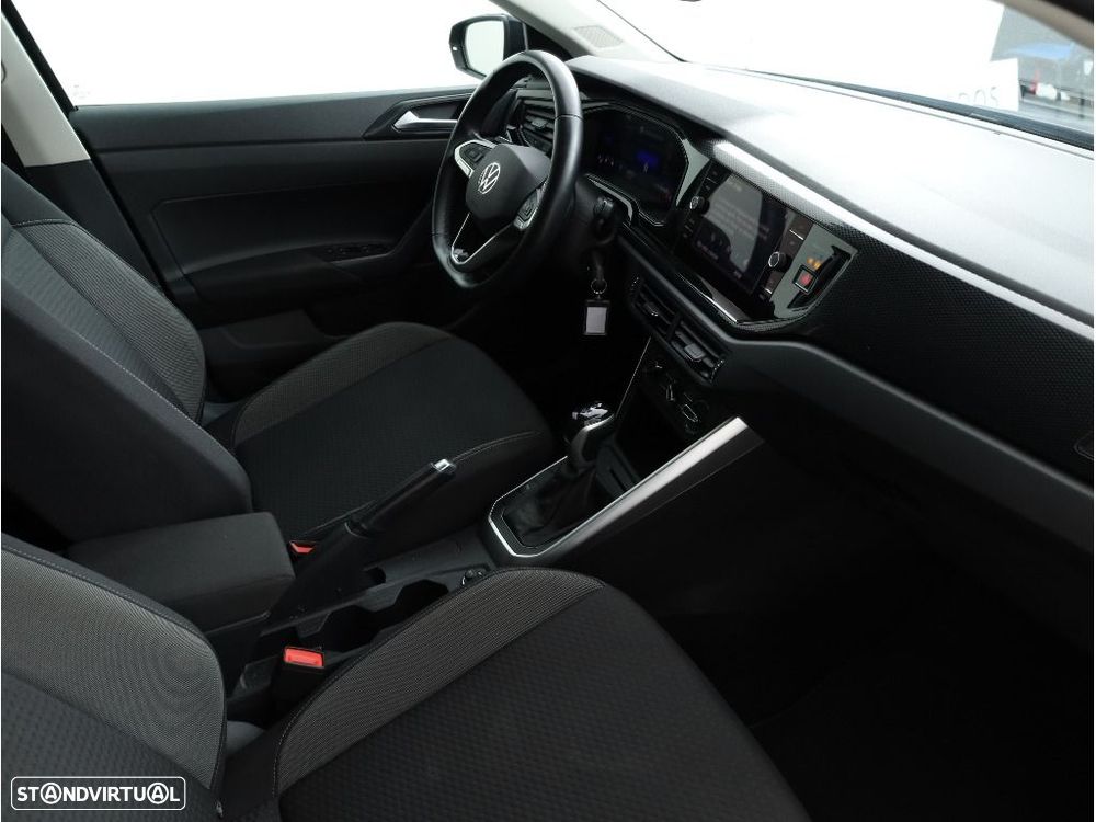 VW Polo 1.0 TSI Urban DSG - 14