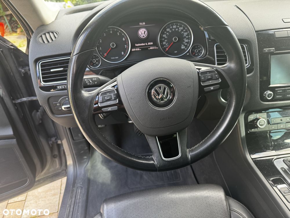 Volkswagen Touareg - 7