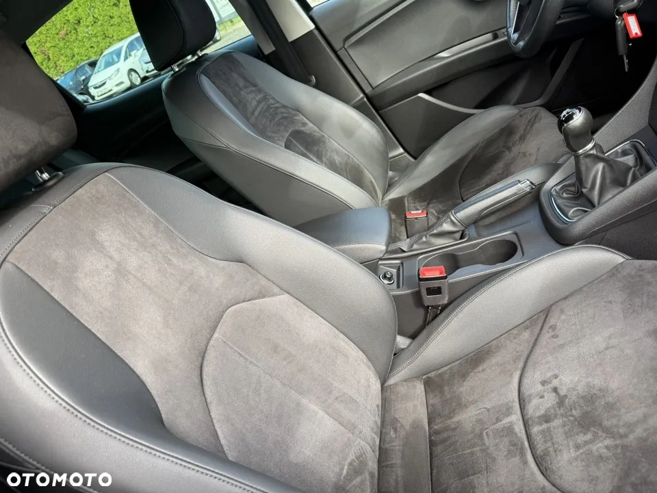 Seat Leon 1.4 TSI Start&Stop XCELLENCE - 32
