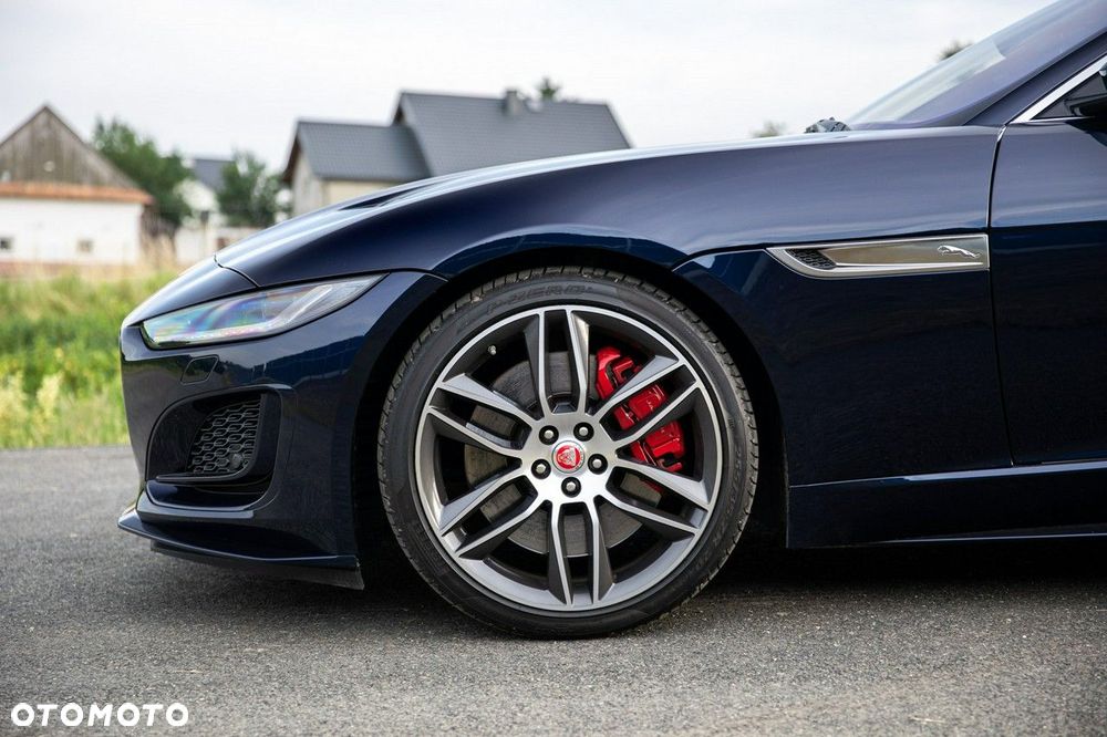Jaguar F-Type - 22