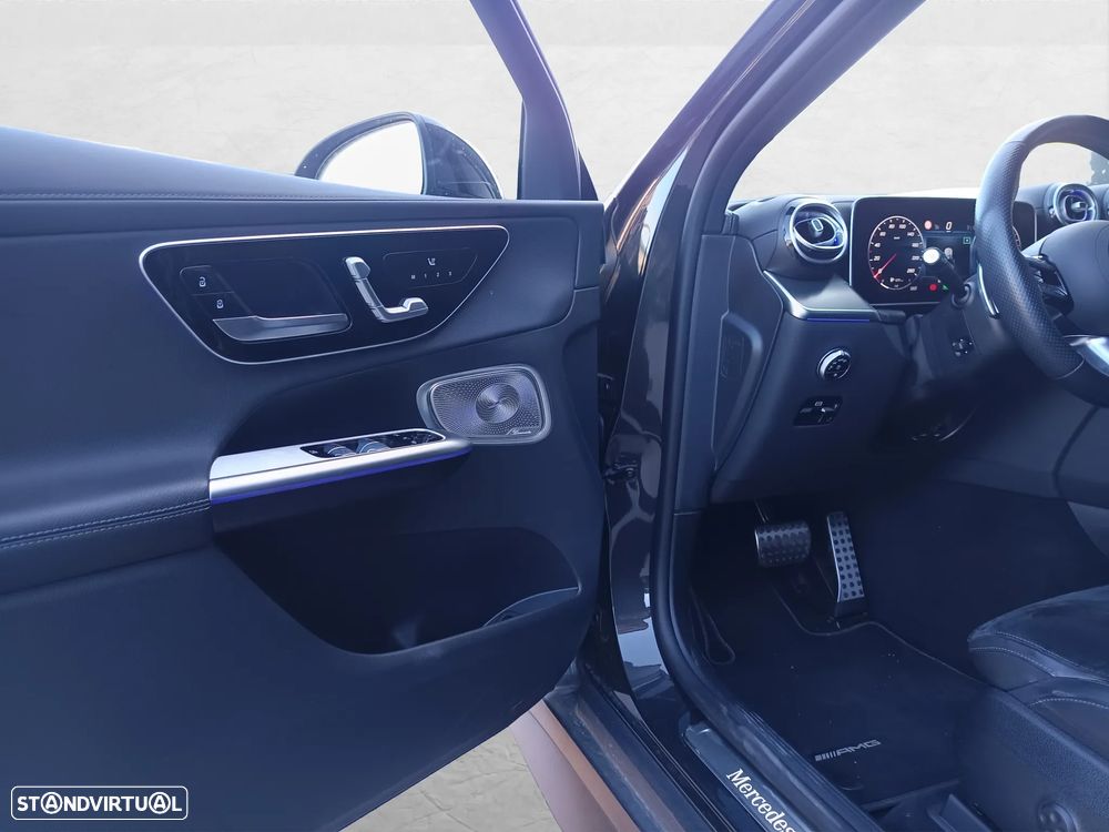 Mercedes-Benz GLC 300 de 4Matic 9G-TRONIC AMG Line - 41