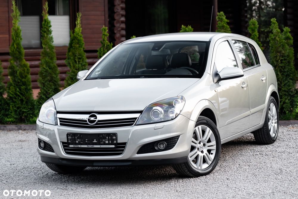 Opel Astra 1.4 Comfort / Cool - 1