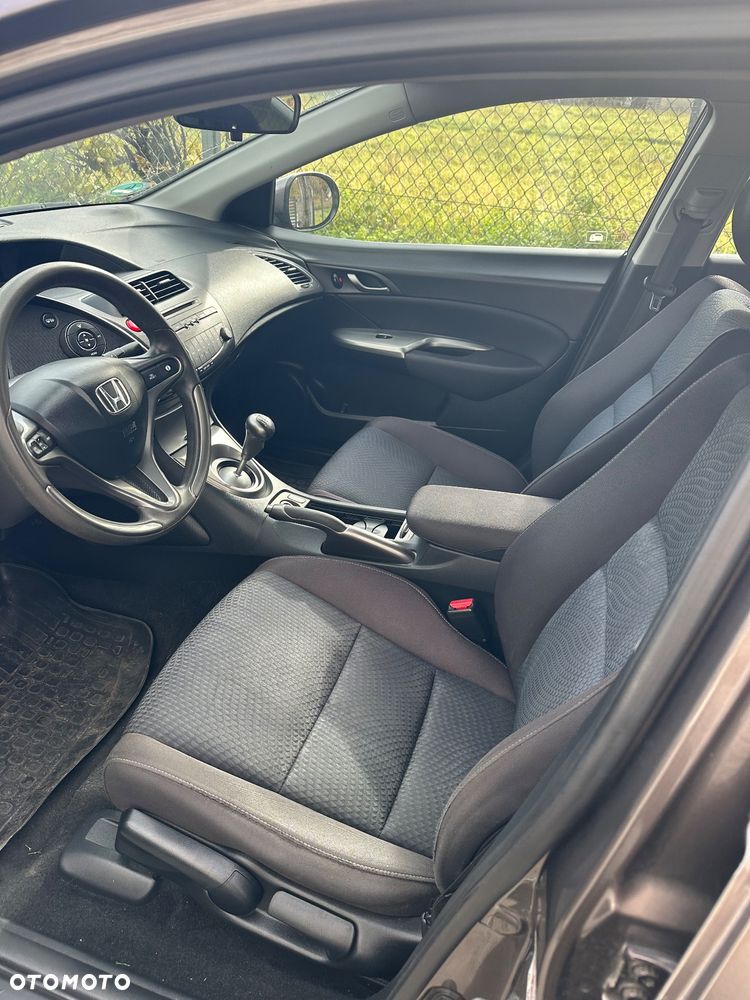 Honda Civic 1.4 Comfort - 8