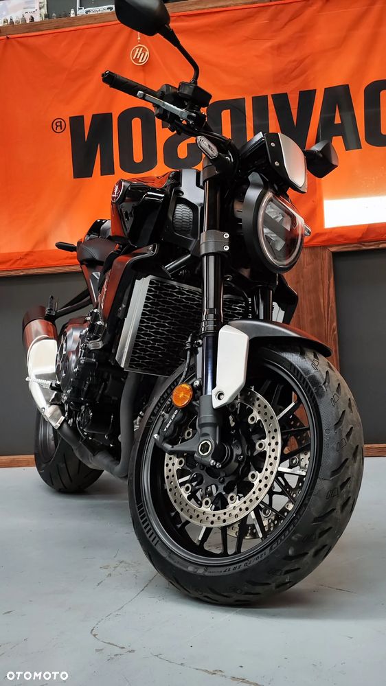 Honda CB - 2
