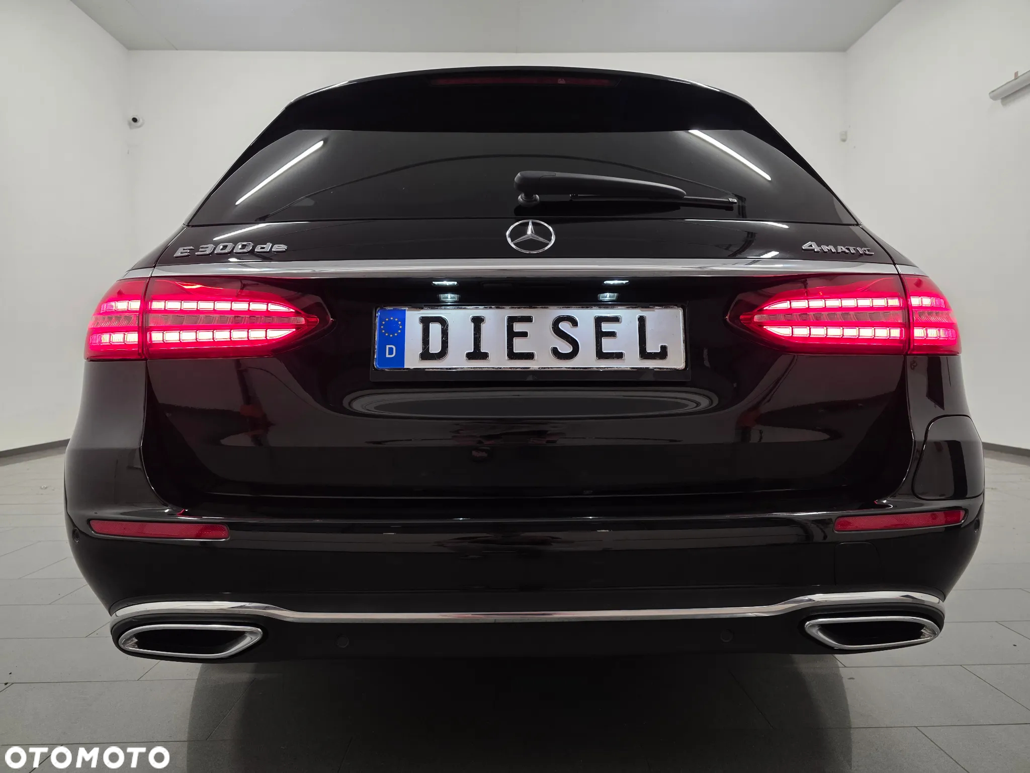 Mercedes-Benz Klasa E 220 d 4Matic 9G-TRONIC AMG Line - 37