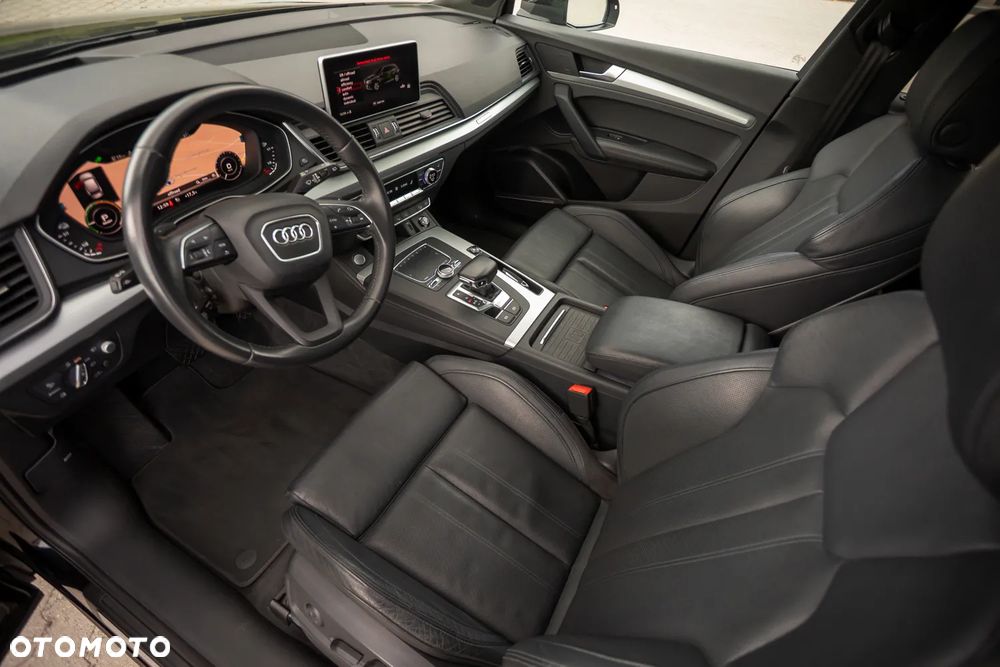 Audi Q5 55 TFSIe quattro S tronic S line business - 20