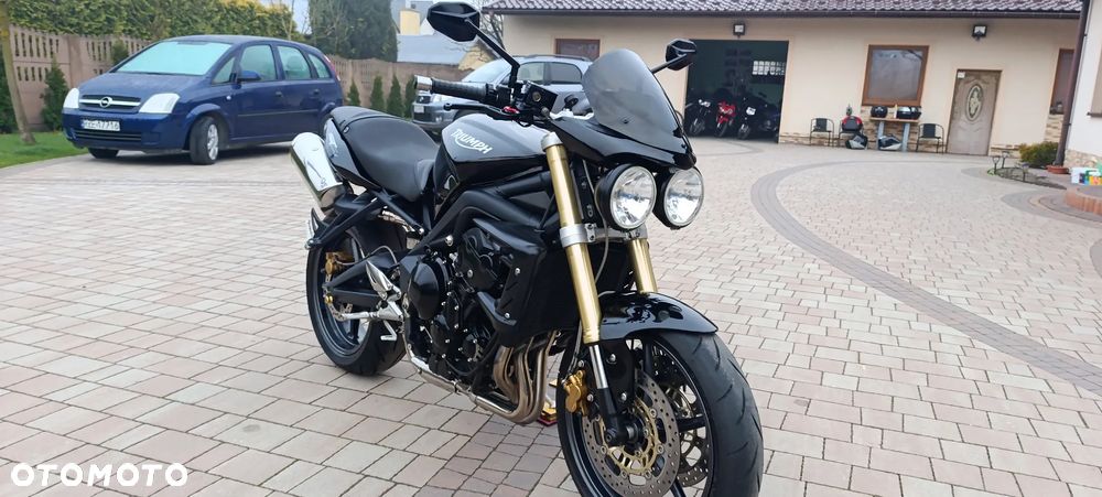 Triumph Street Triple - 5