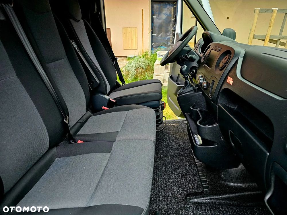 Renault Master - 25