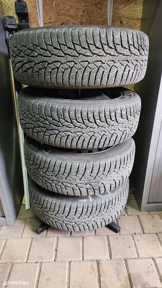 Toyota Avensis 1.8 Multidrive S Executive - 12