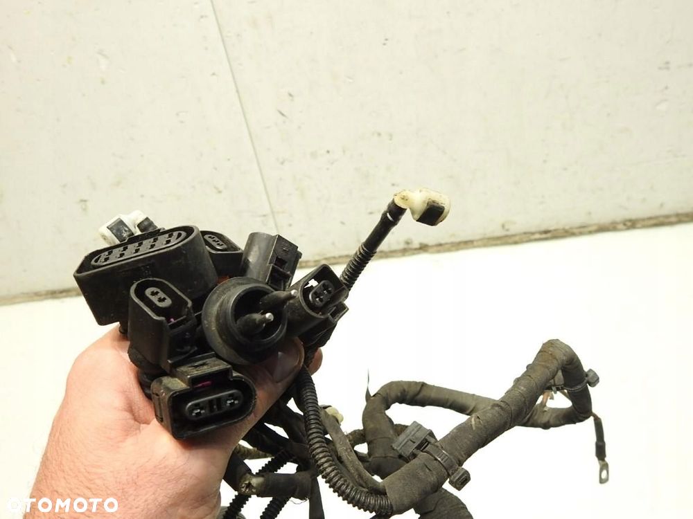 WIĄZKA INSTALACJA KOMORY SILNIKA PRAWA VW PASSAT B1.9 TDI6 3C0927903 - 5