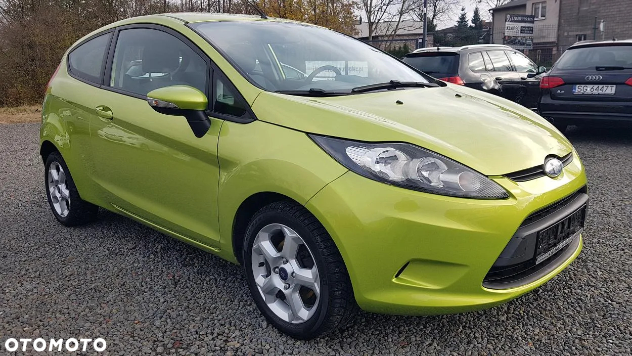 Ford Fiesta 1.25 Ambiente - 2