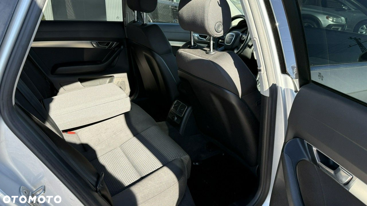 Audi A6 - 6