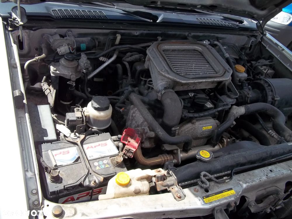 Nissan NP300 Pickup - 16