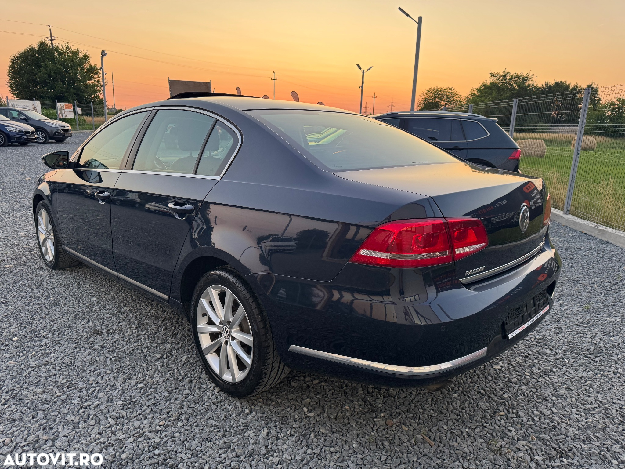Volkswagen Passat Variant 1.6 TDI (BlueMotion Technology) Comfortline - 3