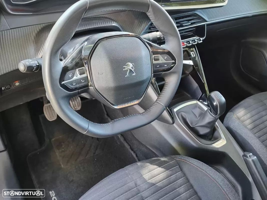 Peugeot 208 1.2 PureTech Active Pack - 11