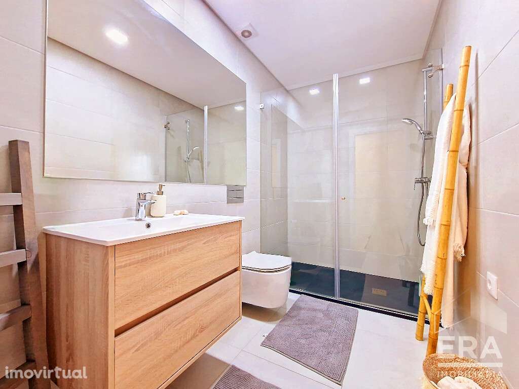 Apartamento T4 com garagem em zona de Urbanização Quinta de S.Tomé, Co - Grande imagem: 4/17