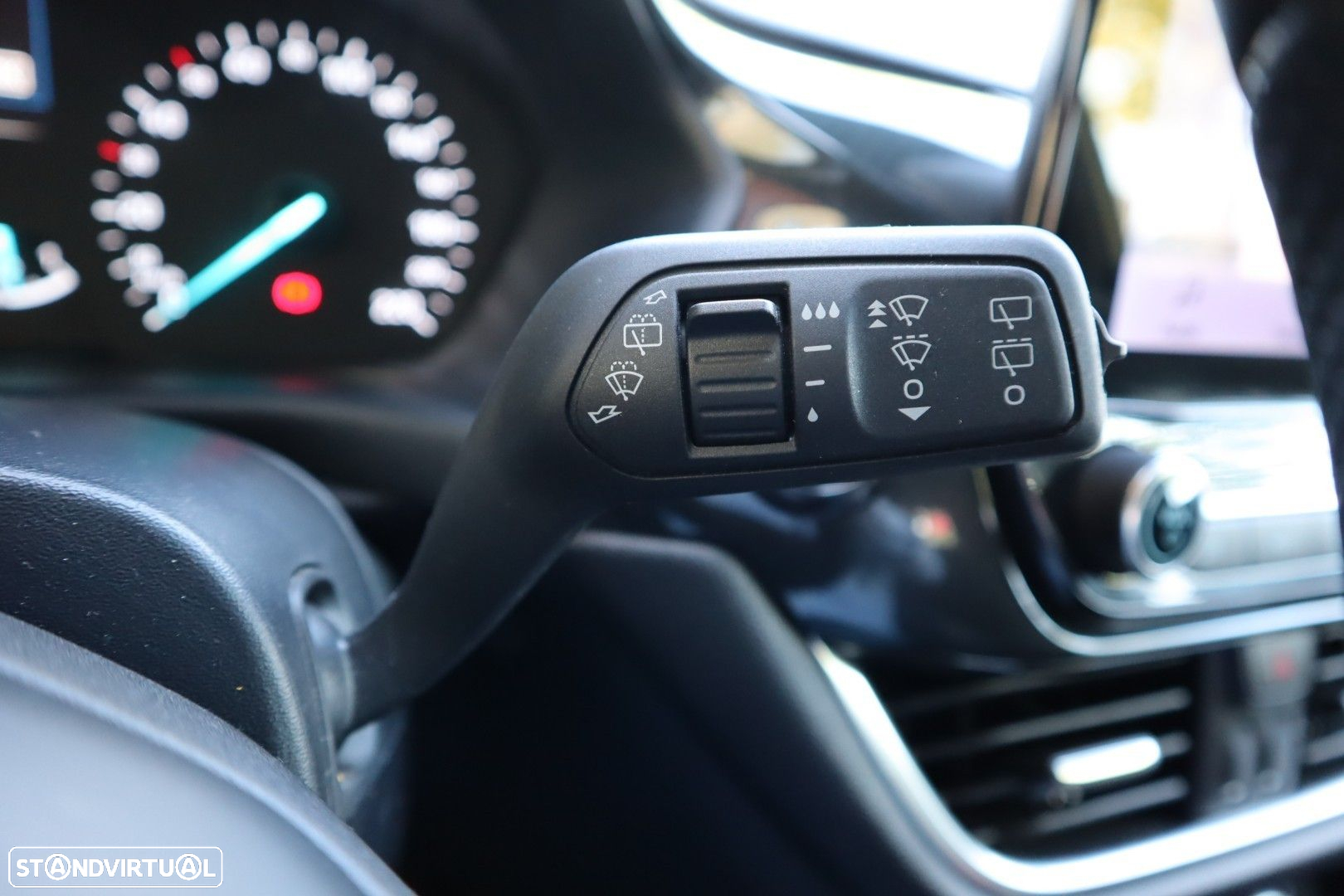 Ford Fiesta 1.0 EcoBoost ST-Line - 29