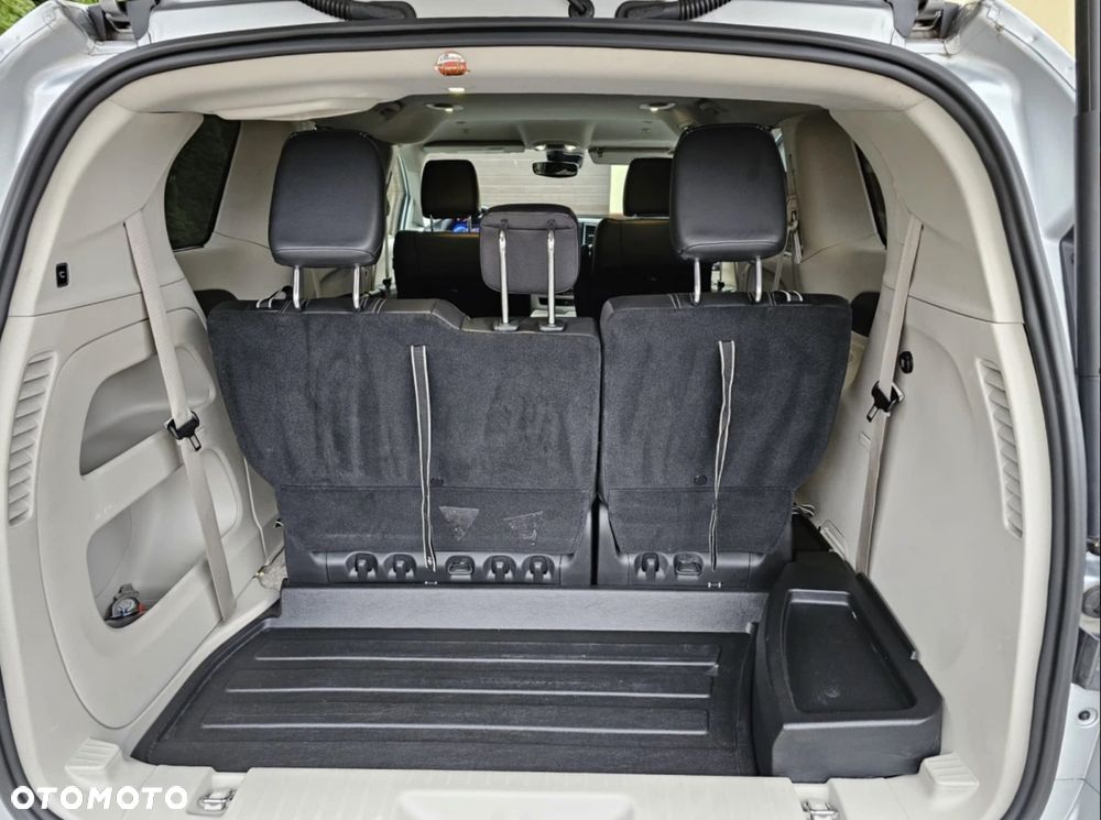 Chrysler Pacifica - 24