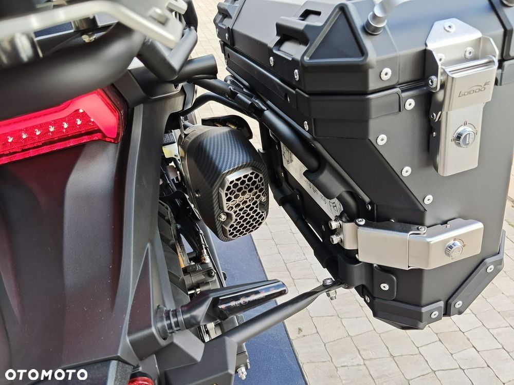 VOGE 500DSX - 7