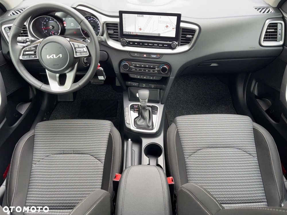 Kia XCeed 1.5 T-GDI M DCT - 17