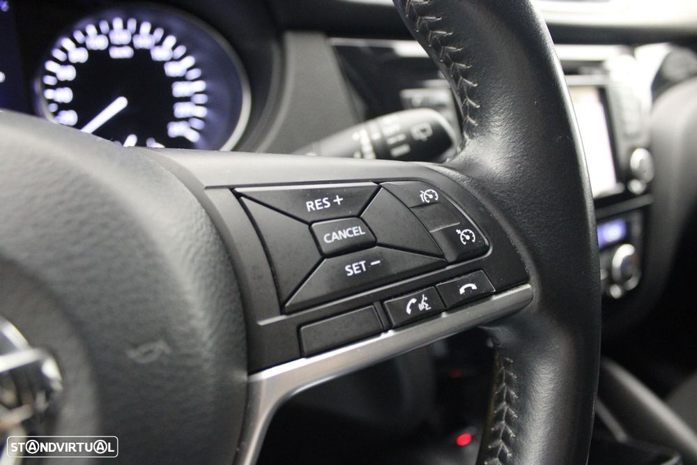 Nissan Qashqai 1.5 dCi Tekna — fotografia 11