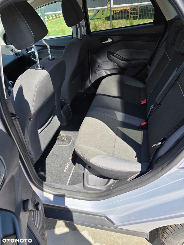 Ford Focus 1.6 TDCi Edition - 8