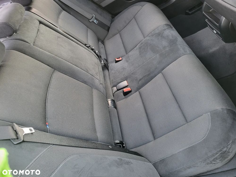 BMW Seria 5 530d xDrive - 10