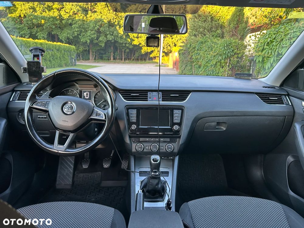 Skoda Octavia 1.4 TSI Ambition - 9