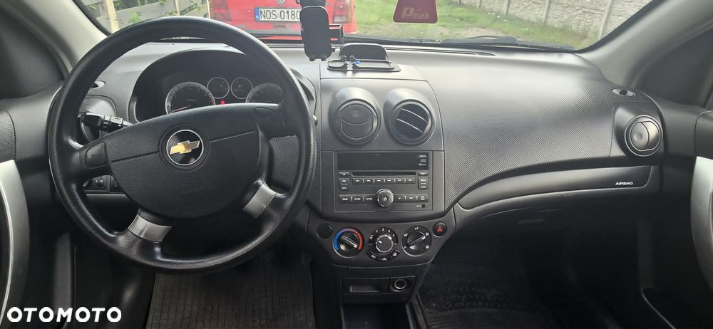 Chevrolet Aveo 1.2 16V Base / Classic - 7
