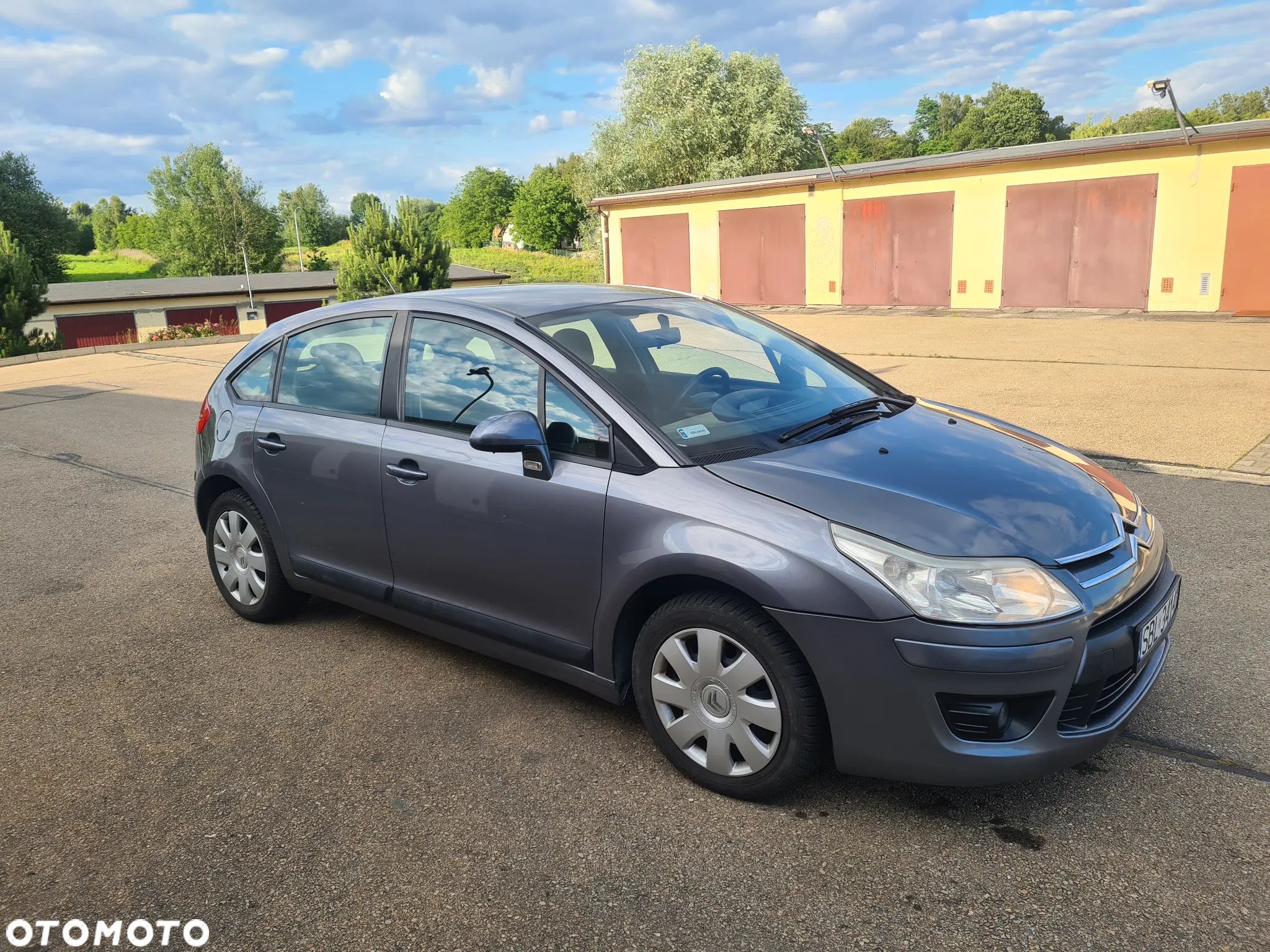 Citroën C4 1.6 16V Magic - 1