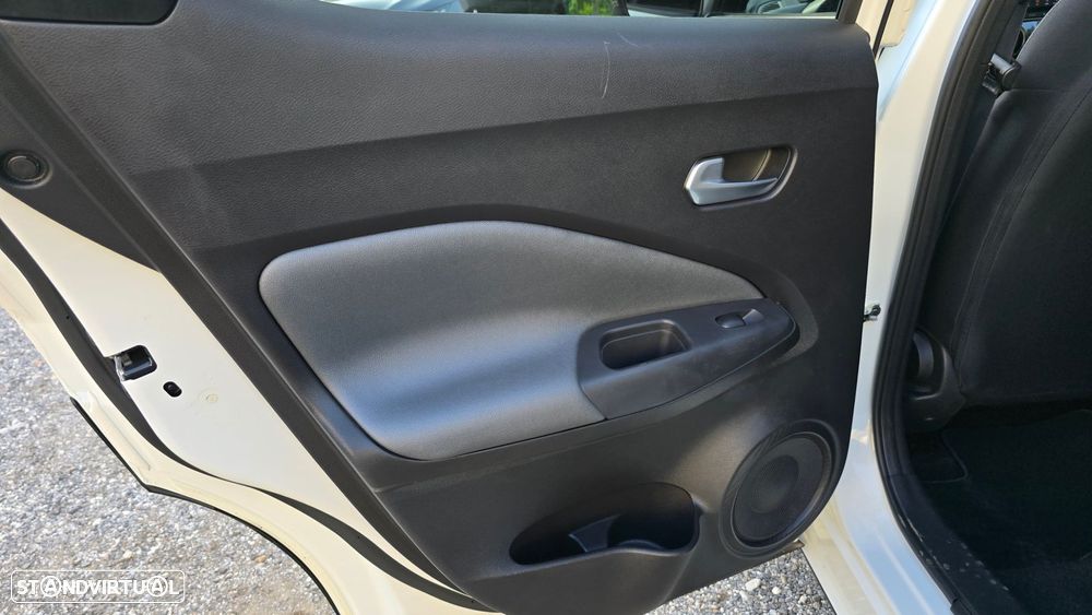 Nissan Juke 1.0 DIG-T N-Connecta DCT - 40