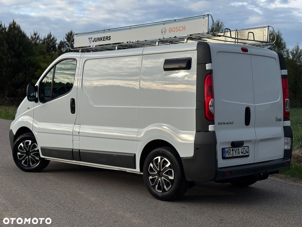 Renault Trafic - 10