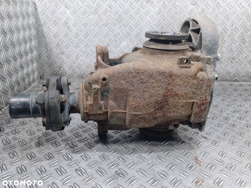 DYFERENCJAŁ TYŁ BMW E87 7524307 2.0 - 2