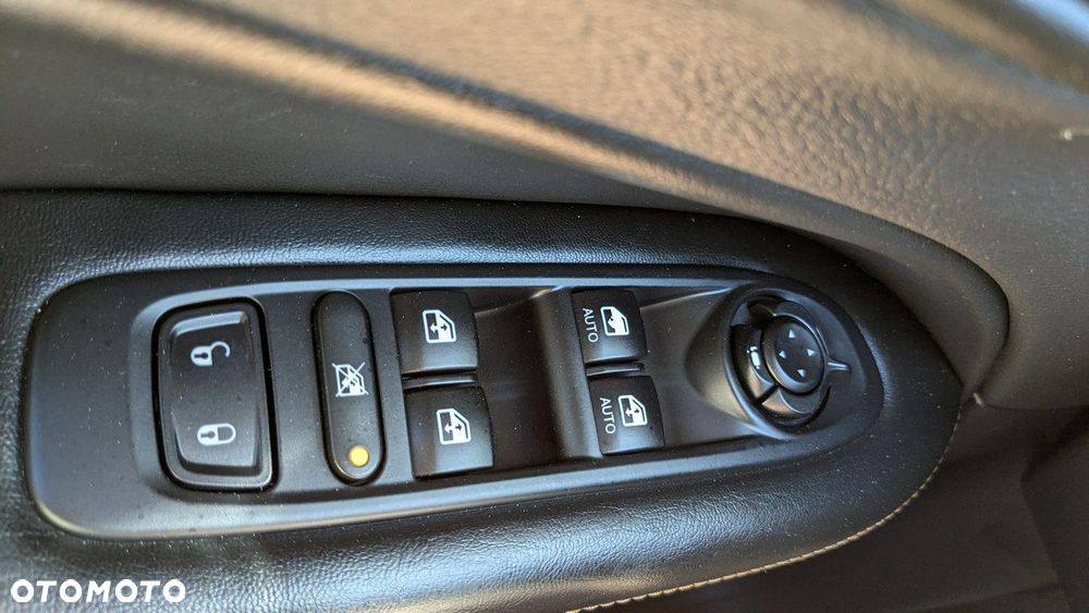 Jeep Compass - 31