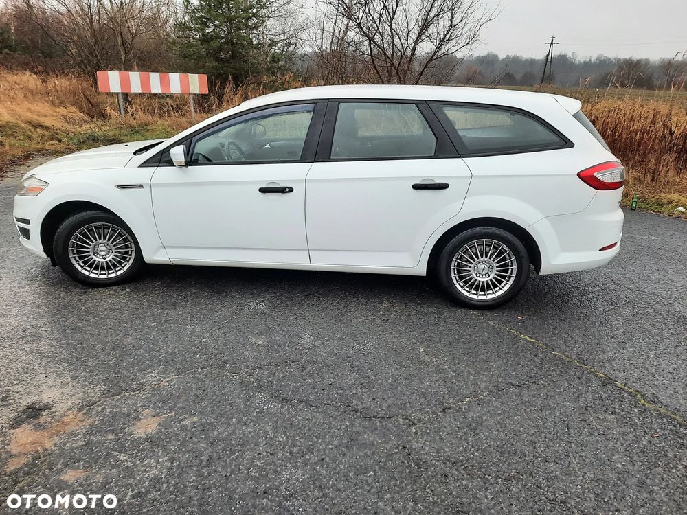 Ford Mondeo 2.0 TDCi Trend - 3