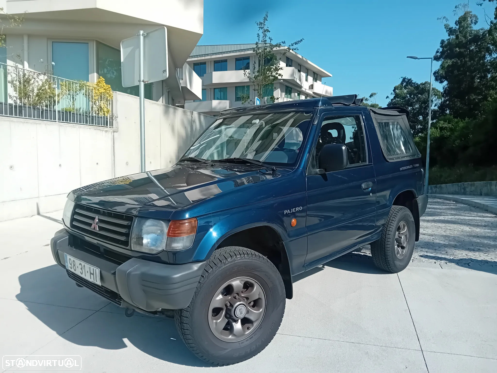 Mitsubishi Pajero - 19