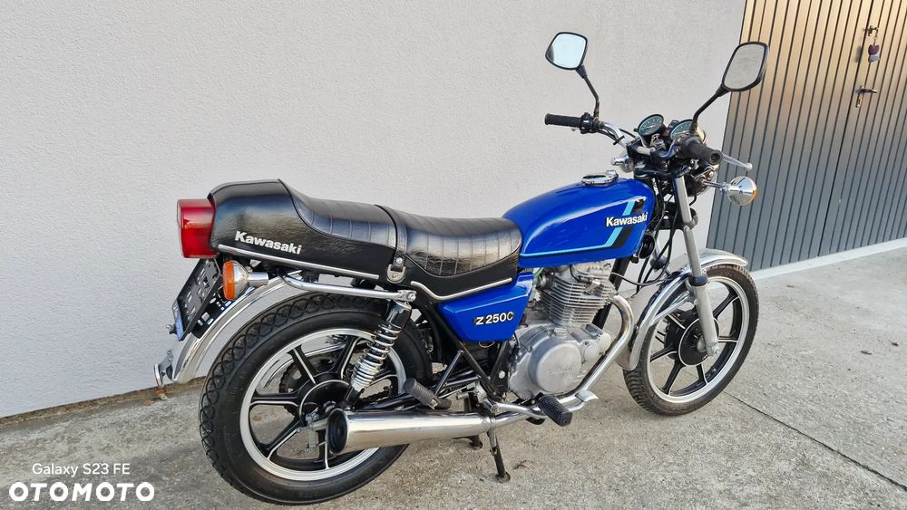 Kawasaki KZ - 25