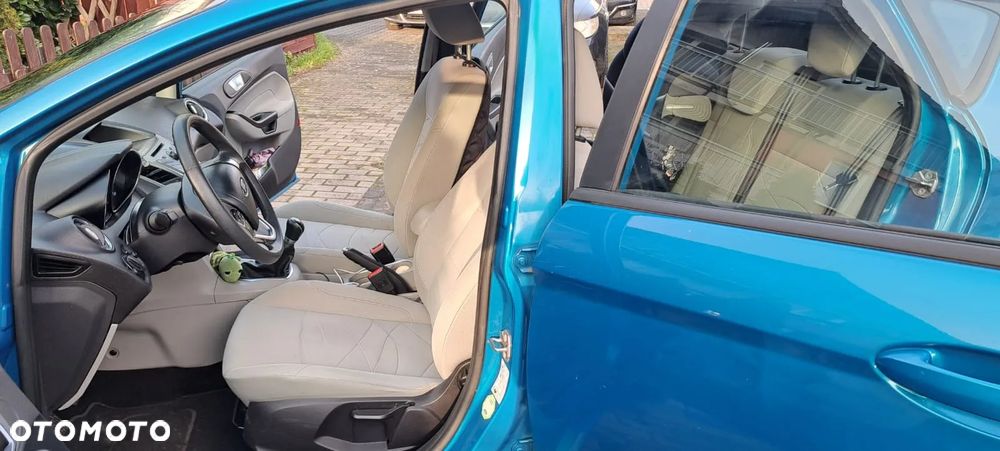 Ford Fiesta - 9