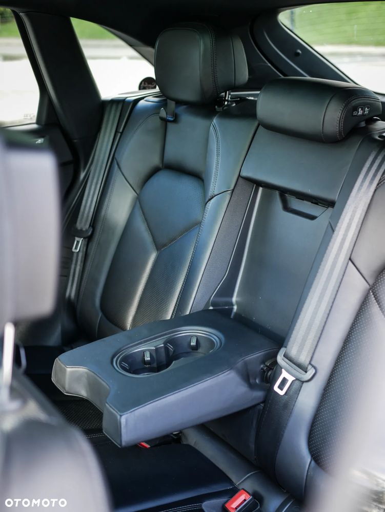 Porsche Macan S - 27
