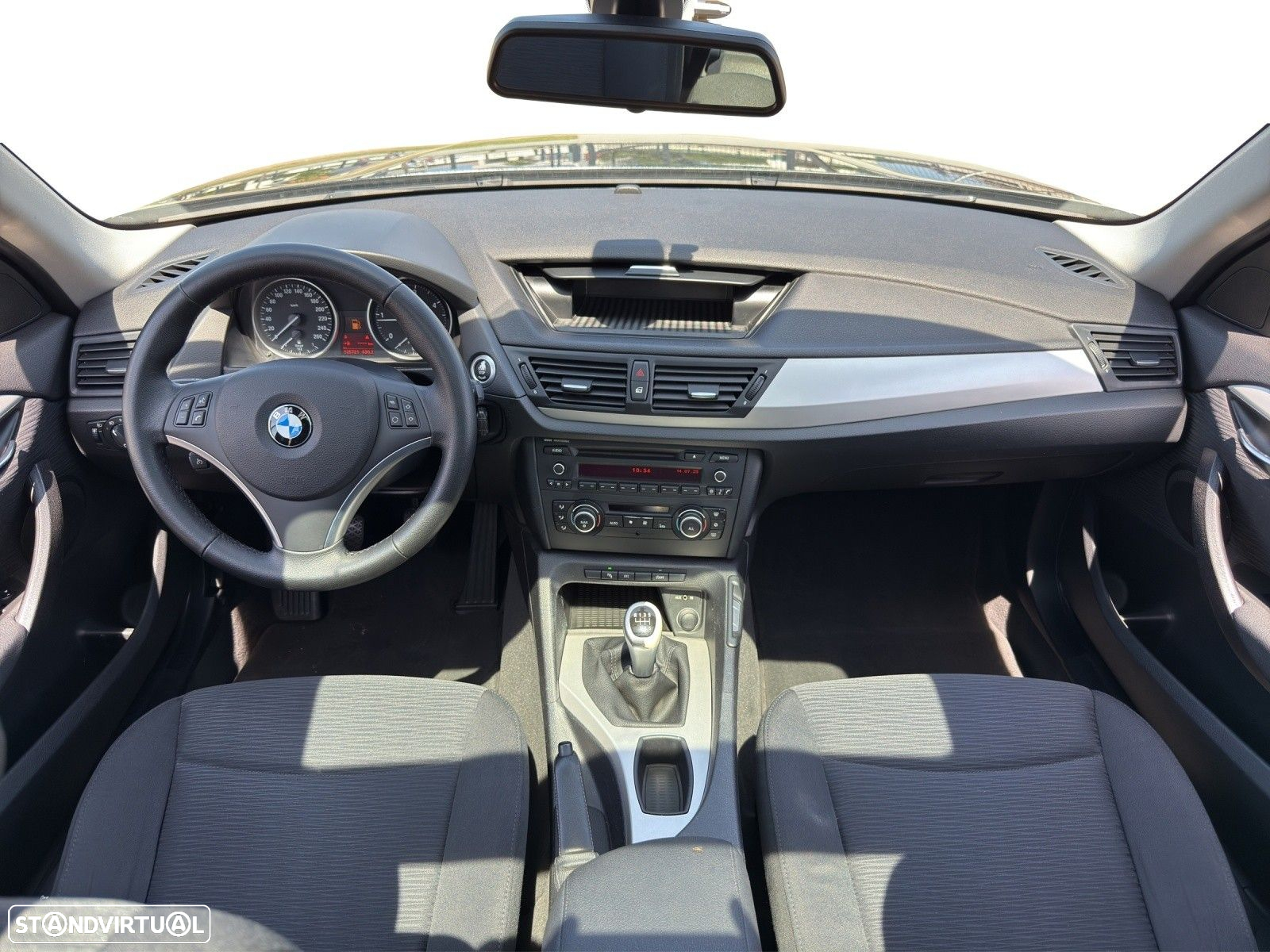 BMW X1 18 d sDrive - 8