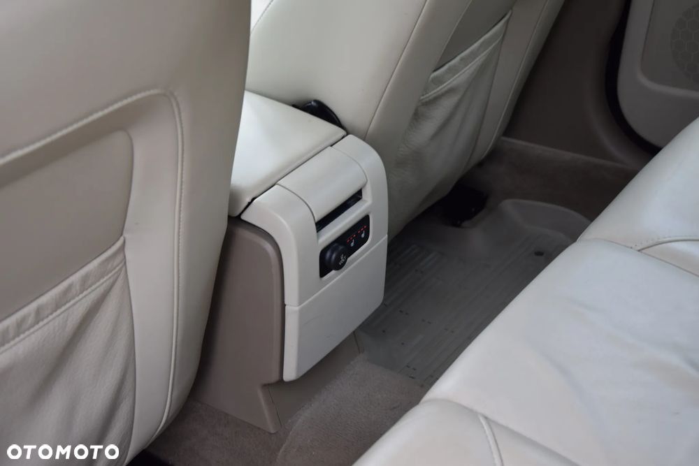 Volvo V70 - 16