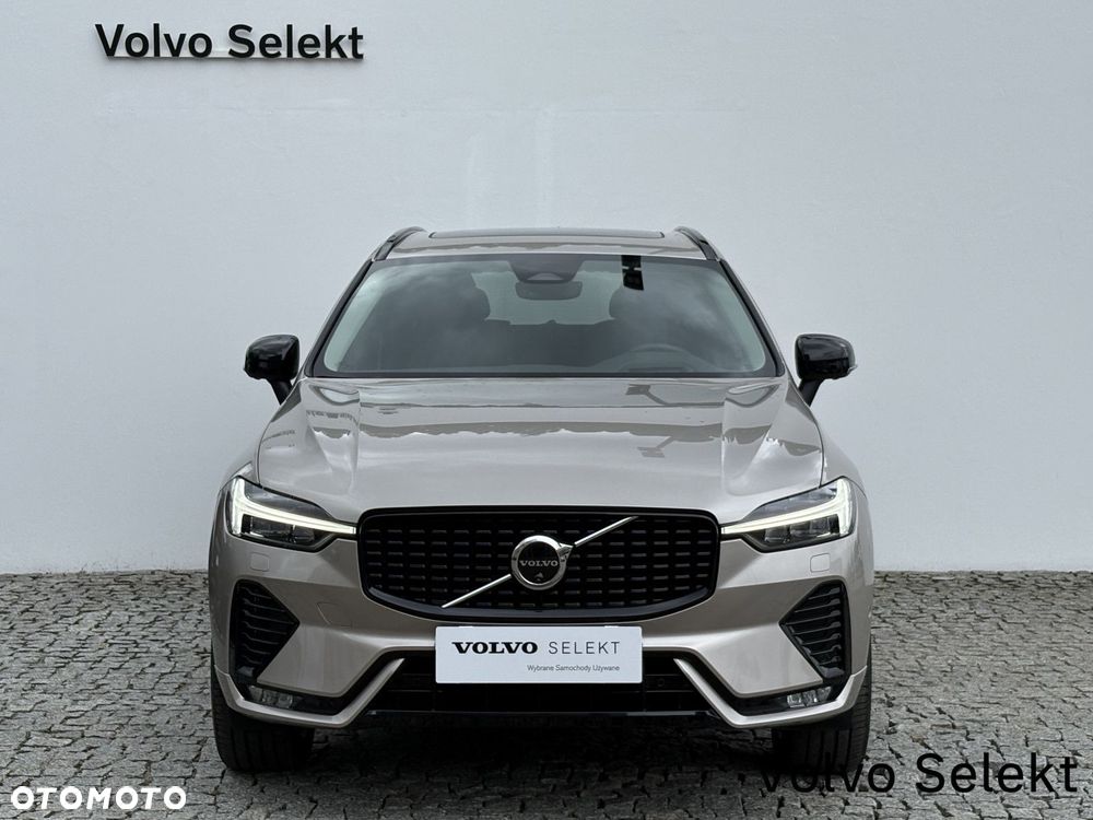 Volvo XC 60 - 4