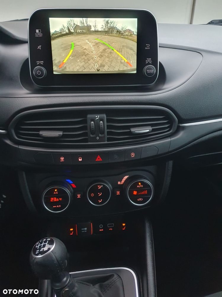 Fiat Tipo 1.4 T-Jet Lounge - 10