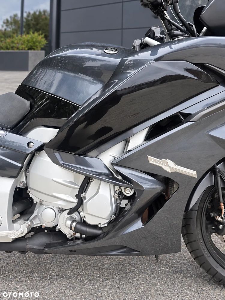 Yamaha FJR - 16