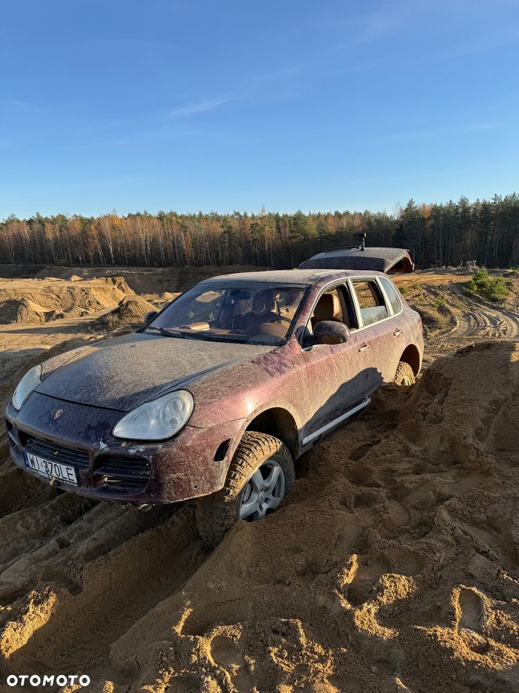 Porsche Cayenne - 10