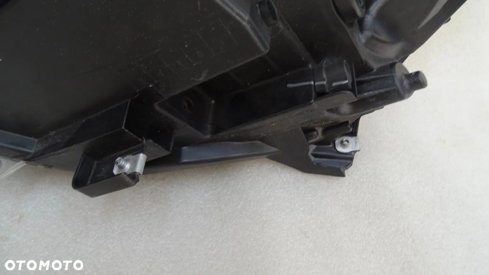 OPEL ASTRA J, IV - lampa przednia prawa - 8