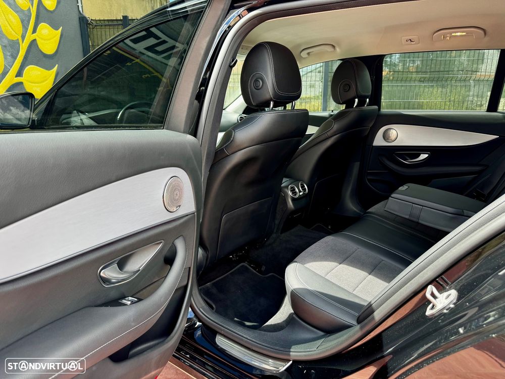 Mercedes-Benz E 300 de 4Matic 9G-TRONIC Avantgarde - 8